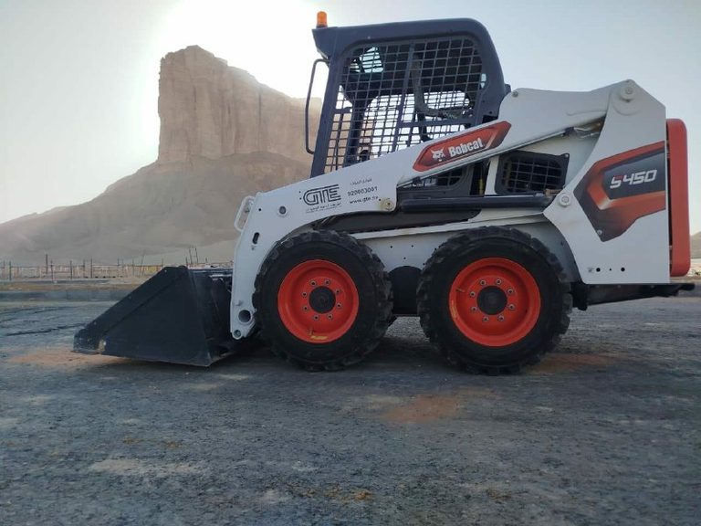 تأجير بوب كات في الرياض شركة تساهيل المجد لتأجير المعدات الثقيلة الرياض